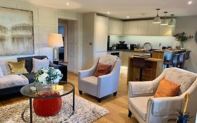#8 Brunel House Luxury Apartment In Great Malvern